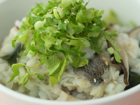 タラとほたて風味の効いた中華風おじや