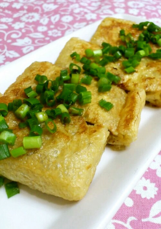 おつまみに 油揚げの納豆はさみ焼き