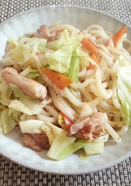 春キャベツのレモン塩焼きうどん
