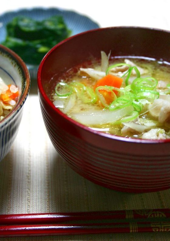 煮込み豚汁