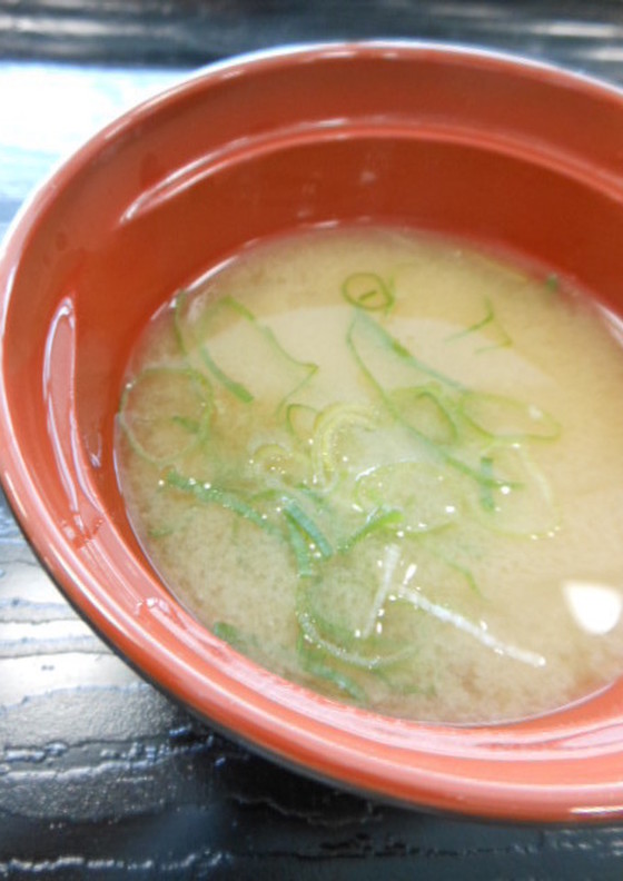 揚げと大根の味噌汁
