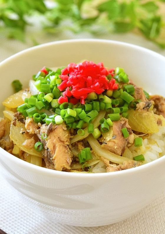 簡単 サバ缶丼