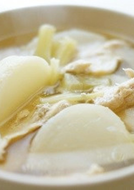 蕪のチキンスープ