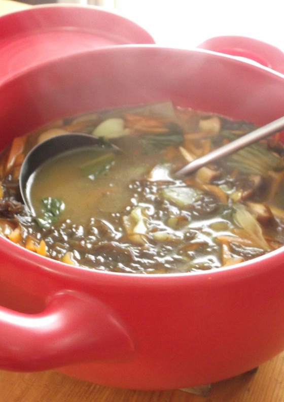 たっぷり野菜ともずくの和風カレースープ