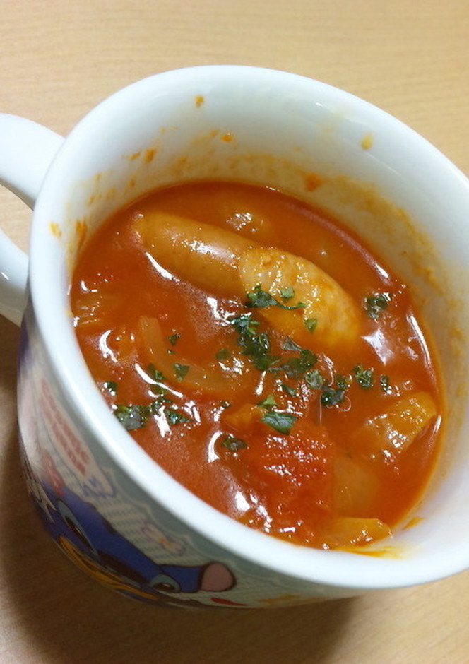 トマト缶で簡単こく旨スープ