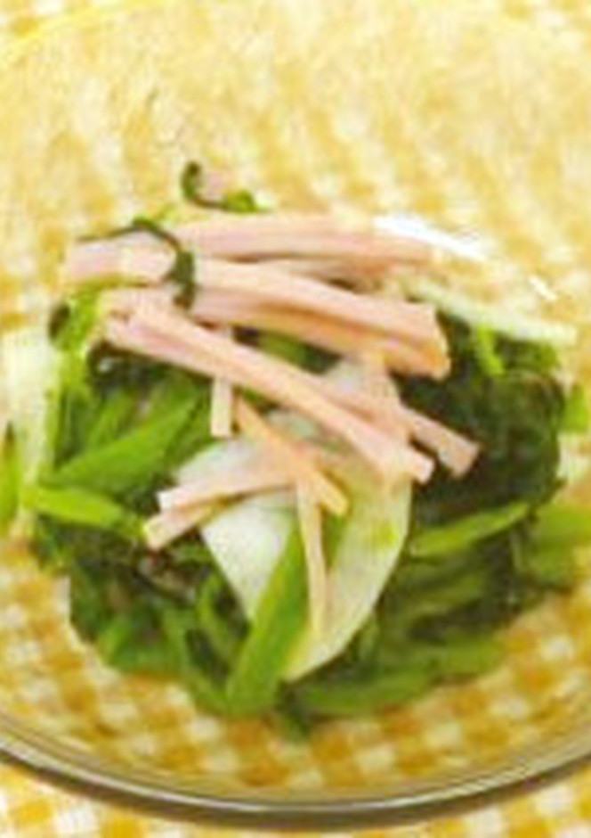 春菊とハムのサラダ