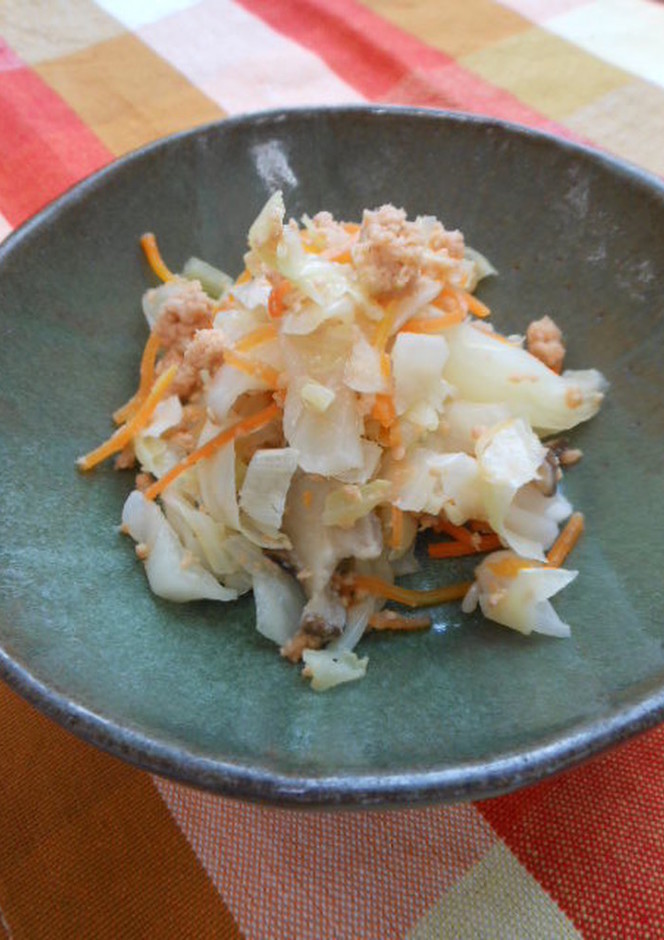鮭入り野菜の酢の物
