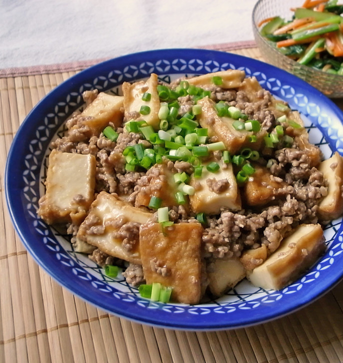 ご飯がすすむ 厚揚げと豚ひき肉炒め
