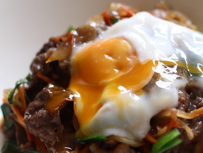 韓国風すき焼き丼