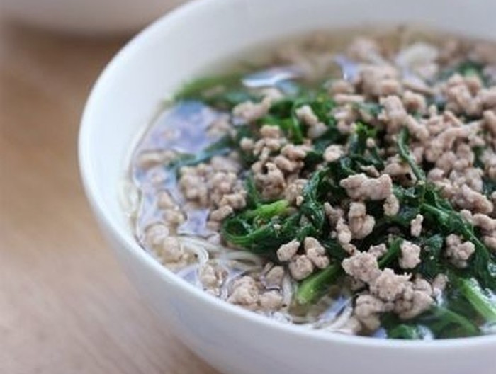 春菊たっぷりアジアンにゅうめん