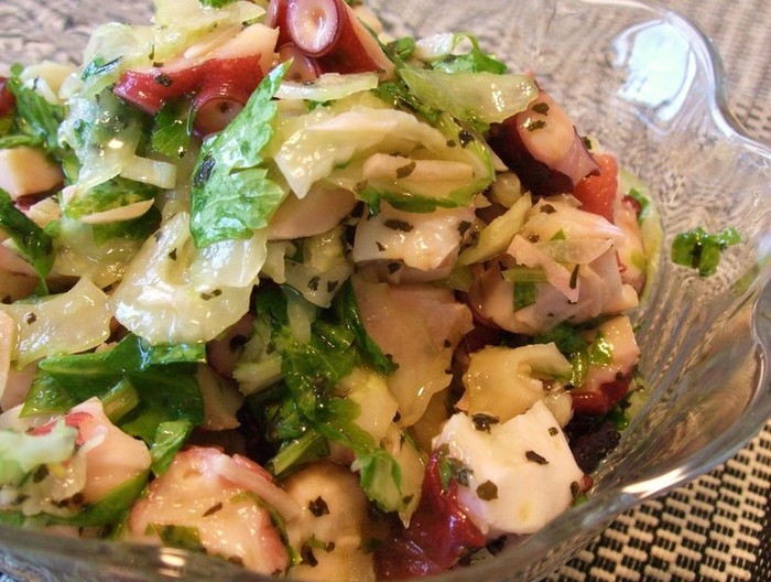 タコとセロリのサラダ