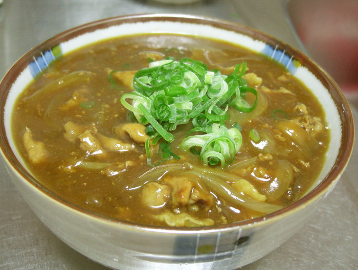 だしの効いた うどん屋さんのカレーうどん