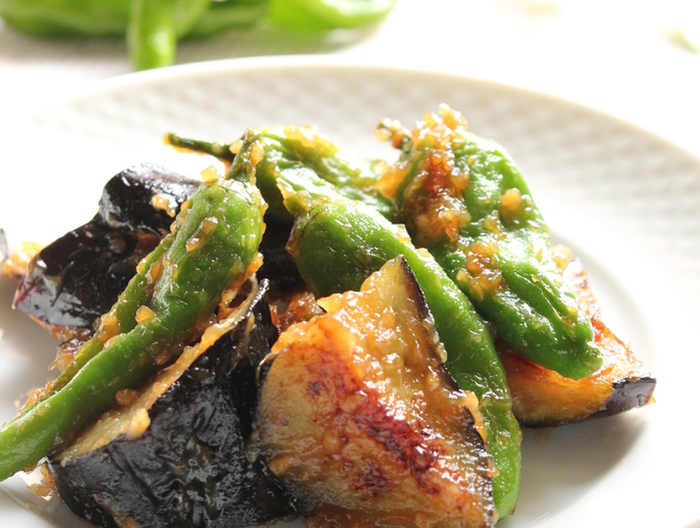 お弁当にも なすとししとうのみそ炒め