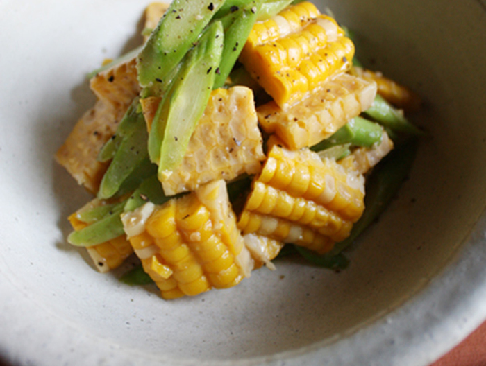 アスパラとコーンのピリ辛みそマリネ
