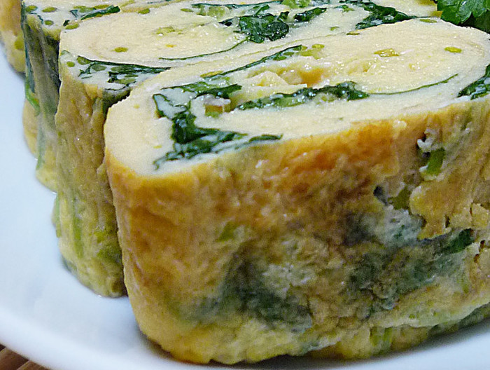 三つ葉たっぷりだし巻き玉子