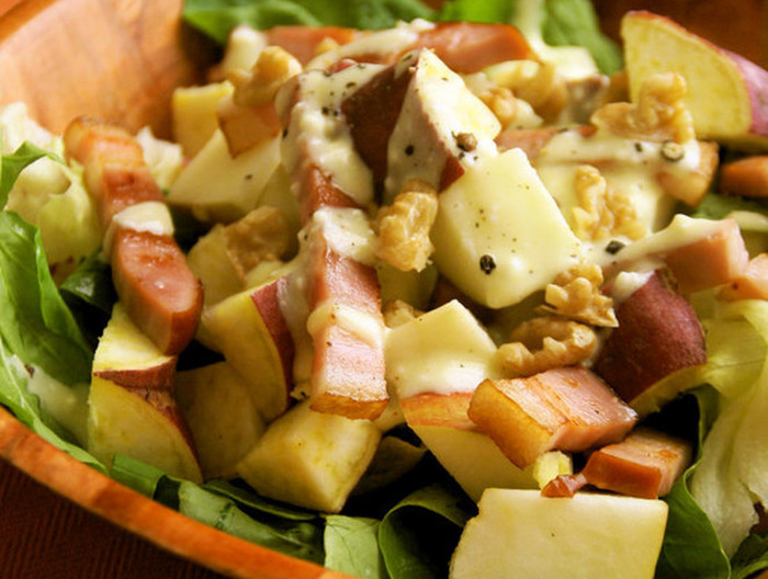 さつまいもとりんごの秋サラダ