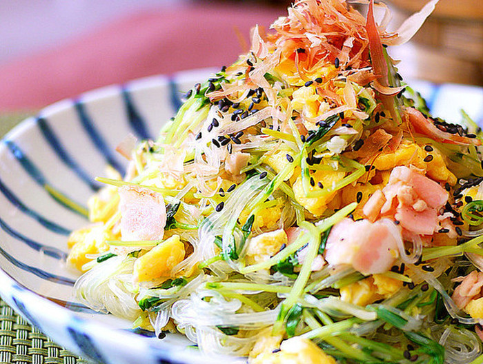 簡単ヘルシー 豆苗と春雨の卵炒め