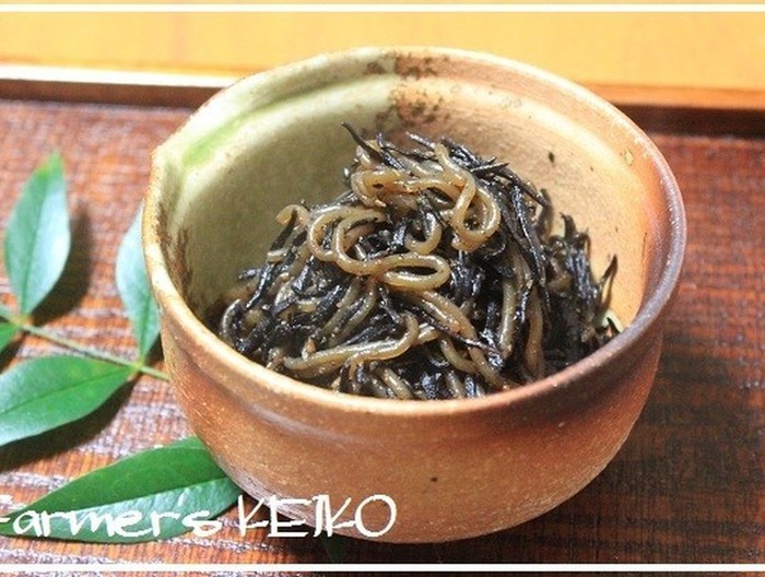 ひじきと糸こんにゃくのごま煮