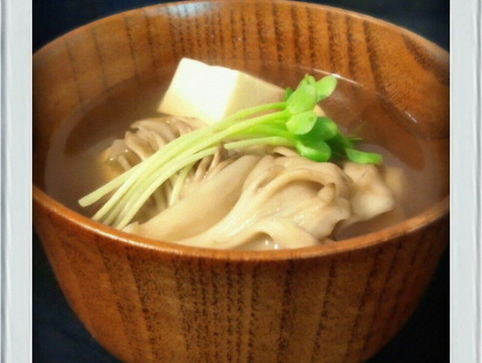 豆腐と舞茸のすまし汁