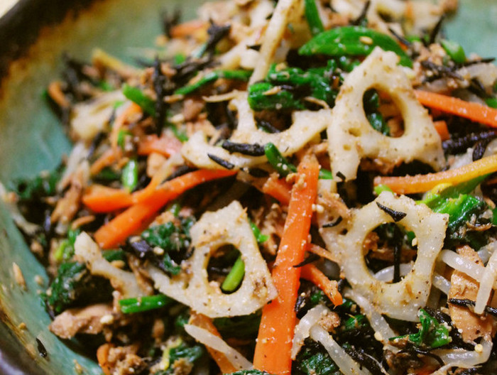 いろいろ野菜のはごろも煮和え