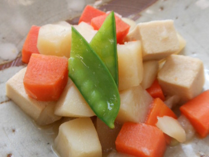 じゃがいもと高野豆腐の市松煮