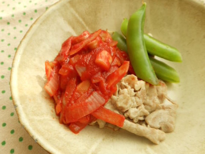 豚肉の野菜たっぷりトマトソースかけ