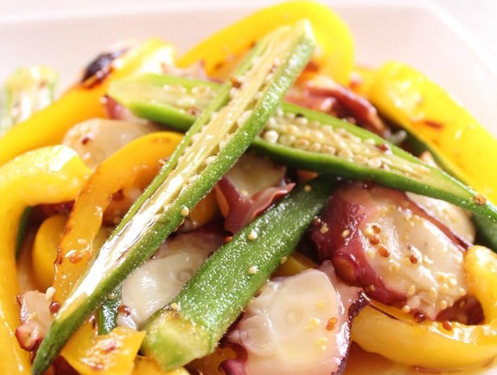 タコとオクラとパプリカのポン酢マリネ