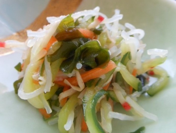 カニかまと胡瓜の酢の物