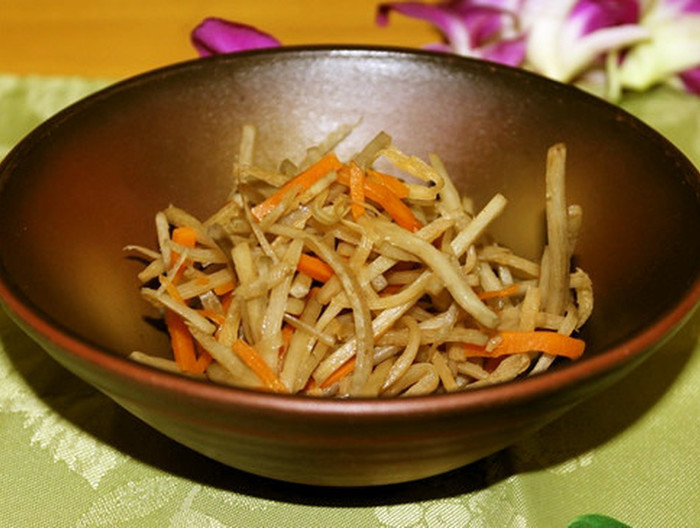 昔ながらのきんぴらごぼう