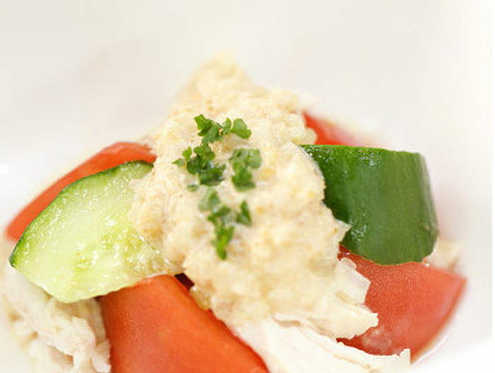 鶏ささ身と彩り野菜のサラダ