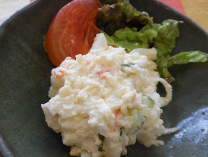 卵いり ポテトサラダ