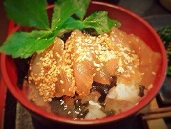 夜食にも　簡単豪華な秘伝の鯛茶漬け