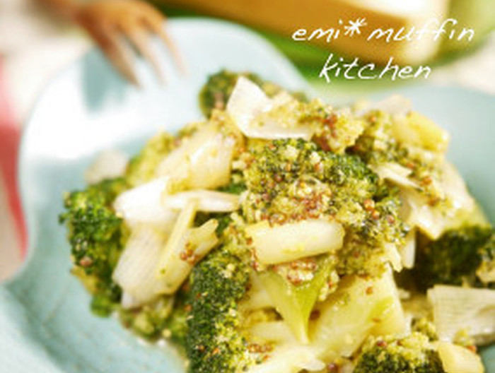 やわらかブロッコリーの粒マスタードソテー