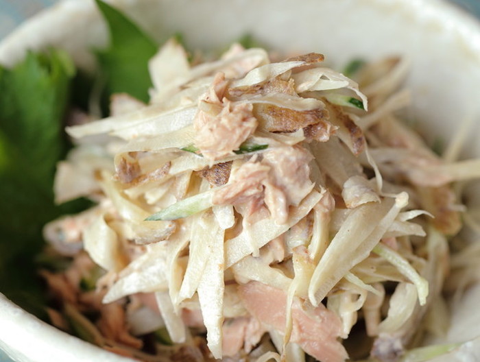 梅マヨの酸味でどうぞ！ごぼうサラダ♬