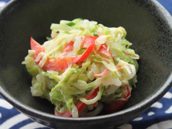 キャベツとパプリカのコールスロー