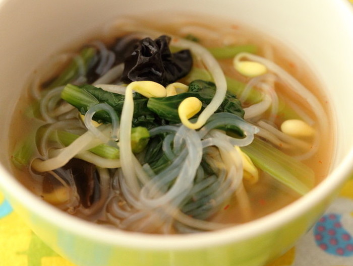 酸味と辛味のきいた春雨ス～プ