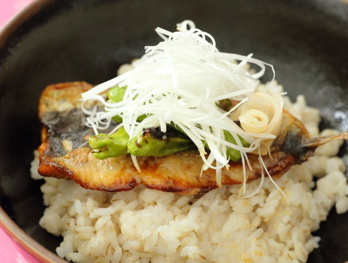 フライパンで作るこんがり鰯の蒲焼丼