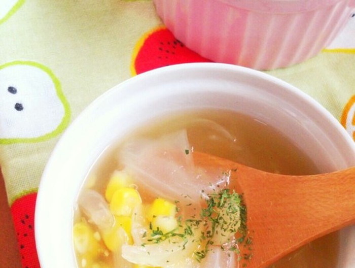 簡単 コーンと玉ねぎのやさしいスープ
