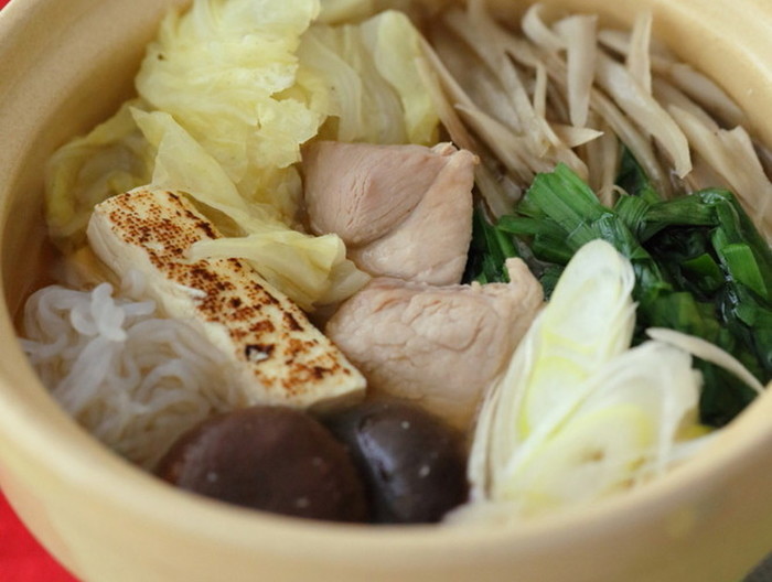 ごぼうたっぷり豚肉赤味噌鍋