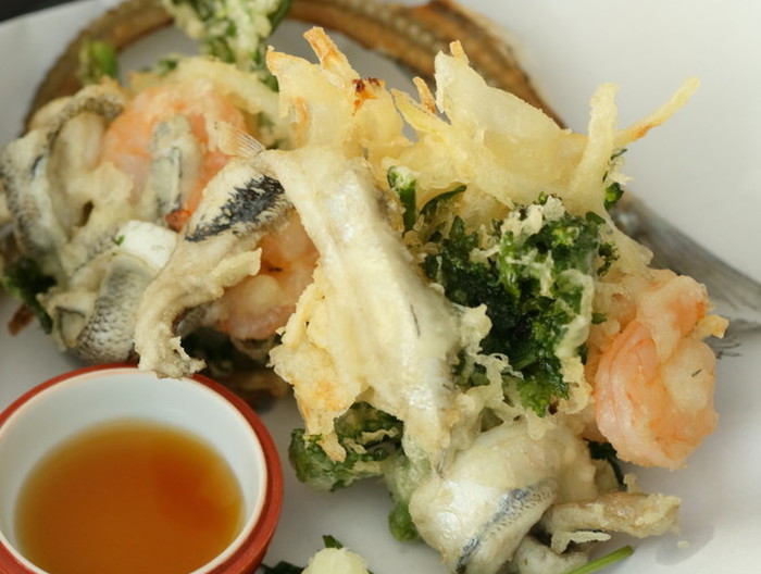 春旬 さよりかき揚げ素揚げ骨添え