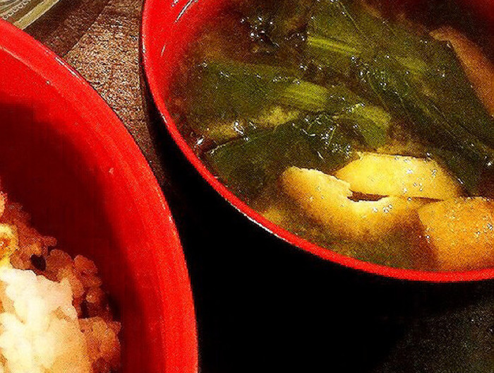 ほうれん草 油揚げ豆腐の味噌汁