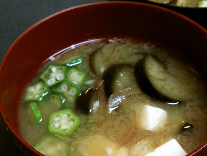 夏野菜たっぷりみそ汁