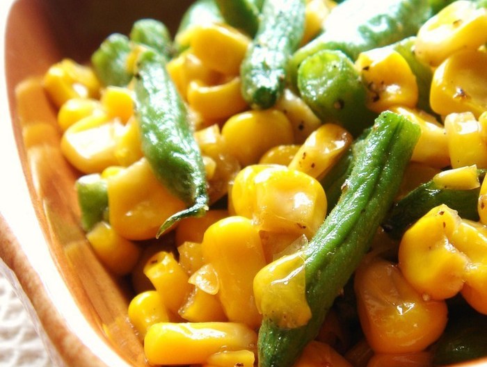 いんげんコーン炒め