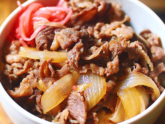 煮るだけ簡単 基本の牛丼