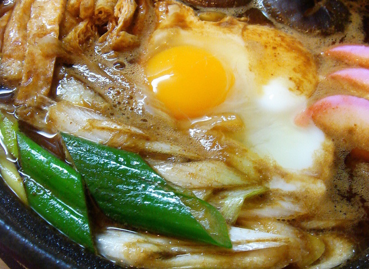 名古屋の味 味噌煮込みうどん