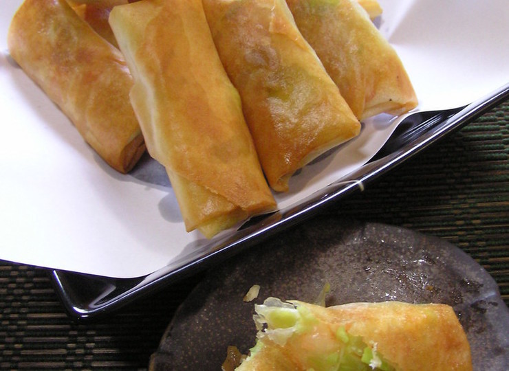 そら豆とえびの春巻き