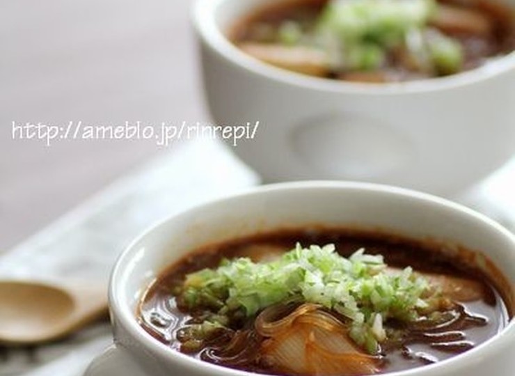 春雨入り葱のピリ辛ゴマ味噌スープ