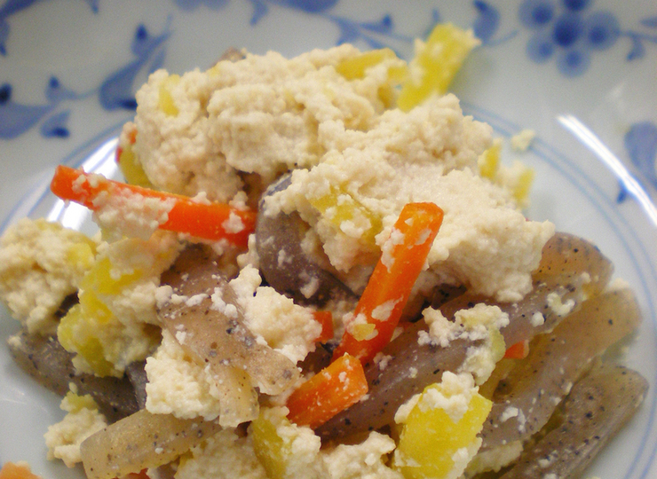 さつまいもとにんじんの白あえ