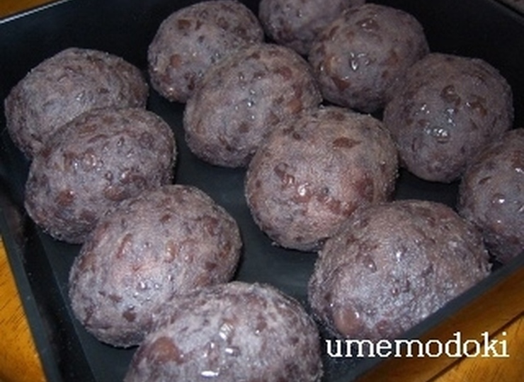 お彼岸やお盆に 甘さ控えめおはぎ