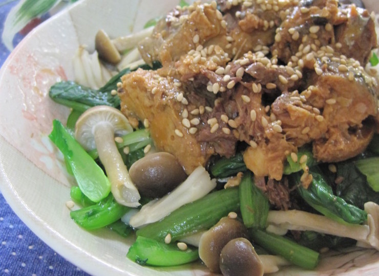 さば缶と野菜の電子レンジ蒸し